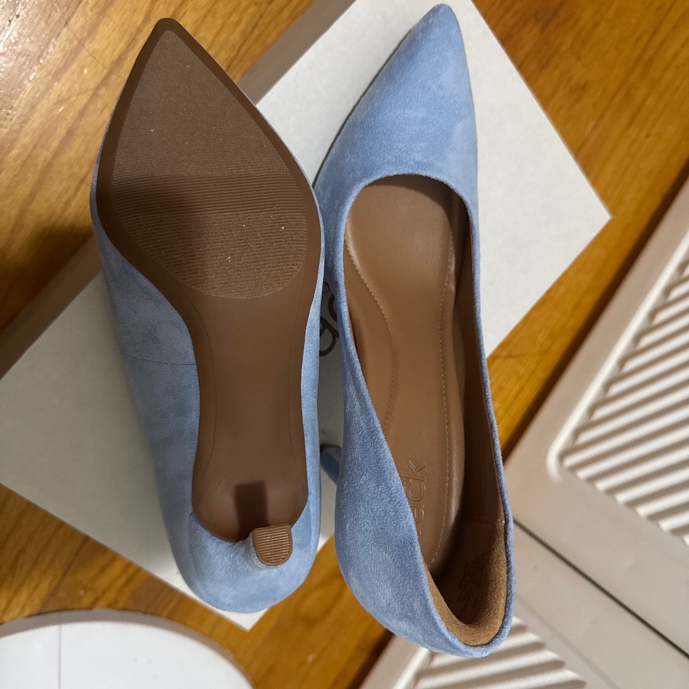 Nordstrom rack blue heel - Picture 3 of 3